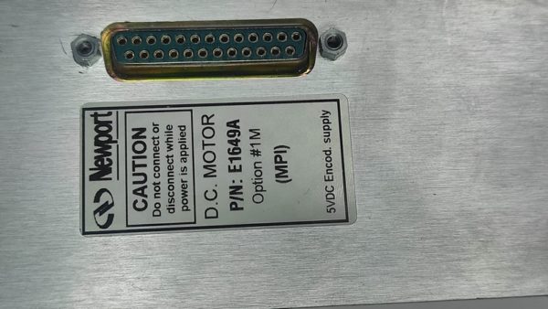 Module E1649A se montant dans un MM4006