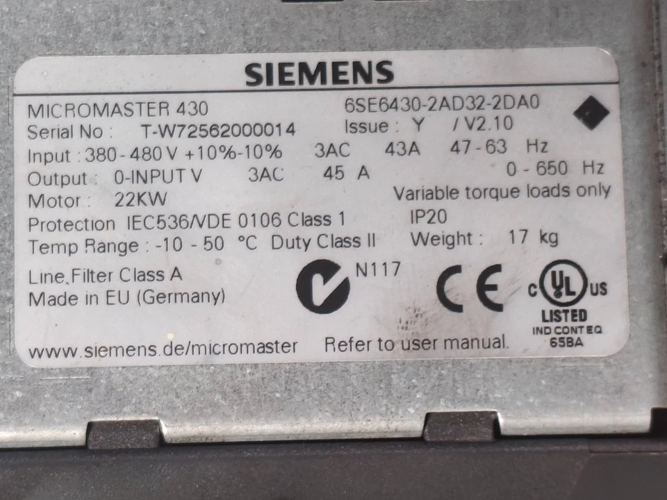 Plaque signalétique du Siemens 6SE6430-2AD32-2DA0 : 380-480 V, 43 A / 45 A, 22 kW, IP20, 17 kg